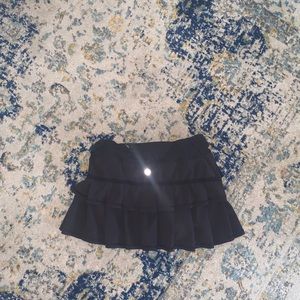 Lululemon black pacesetter skirt